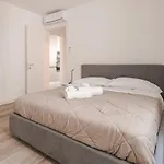 Free Parking Station Elegant Trieste