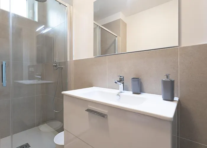 아파트 Free Parking Station Elegant